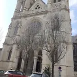 Joli Petit Loft Dans Echoppe Pierre Centre-ville アパート ボルドー