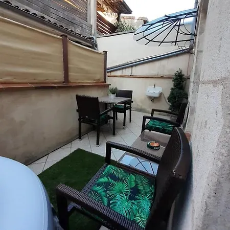 Joli Petit Loft Dans Echoppe Pierre Centre-ville