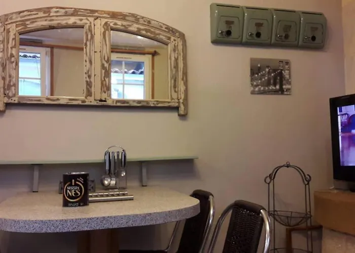 Joli Petit Loft Dans Echoppe Pierre Centre-ville * Bordéus