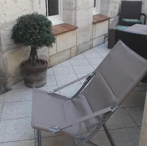 Joli Petit Loft Dans Echoppe Pierre Centre-ville * Bordéus