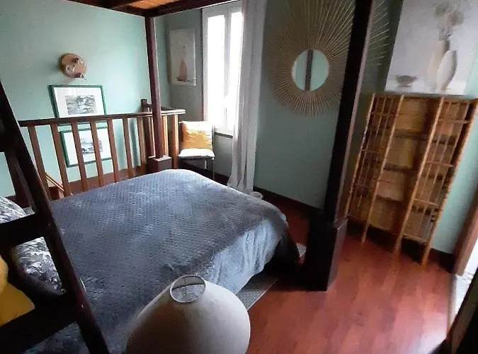 Διαμέρισμα Joli Petit Loft Dans Echoppe Pierre Centre-ville Μπορντό