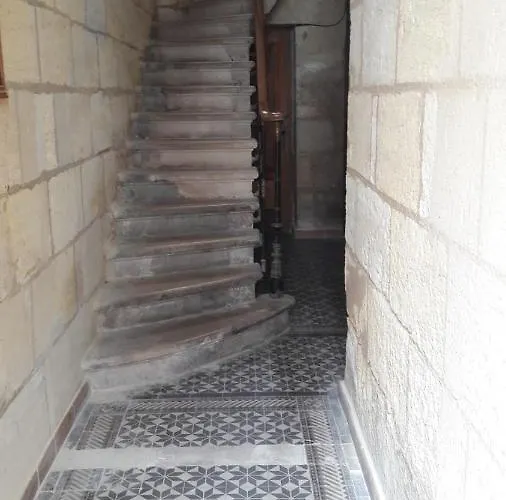 Joli Petit Loft Dans Echoppe Pierre Centre-ville Διαμέρισμα *